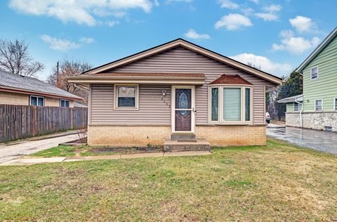 Photo of 6463 N 55th St, Milwaukee, WI 53223 (MLS # 1955588)