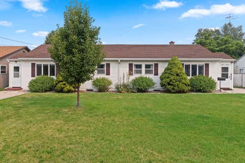 Photo of 3316 Kete St, Manitowoc, WI 54220 (MLS # 1972117)