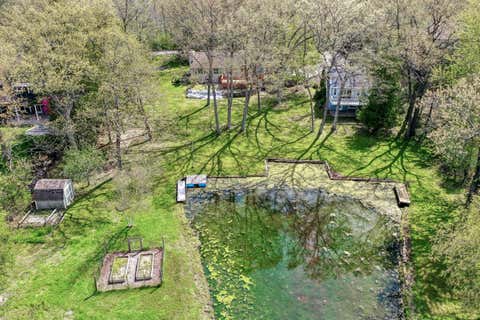 Photo of 3513 Ridge Dr, Delafield, WI 53029 (MLS # 1962311)