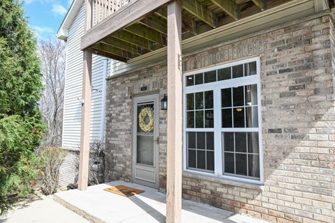 Photo of 9267 S 54th St, Franklin, WI 53132 (MLS # 1956504)