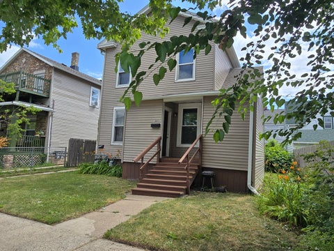 Photo of 1841 Center St, Racine, WI 53403 (MLS # 1973122)