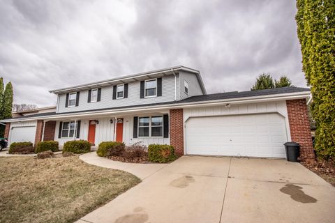 Photo of 133 Martin Dr, Port Washington, WI 53074 (MLS # 1912846)