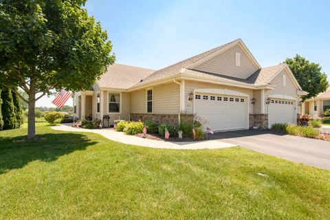 Photo of 3605 Sandpiper Cir, Waukesha, WI 53189 (MLS # 1970783)
