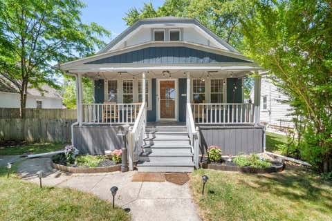 Photo of 2367 S 66th St, West Allis, WI 53219 (MLS # 1974129)