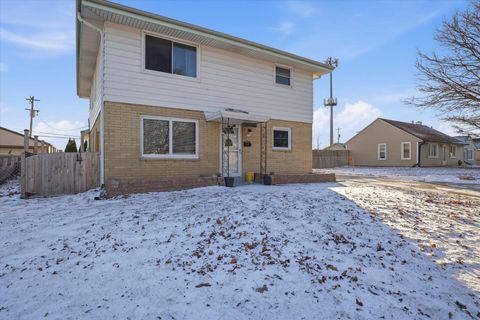 Photo of 3148 S 77th St, Milwaukee, WI 53219 (MLS # 1947598)