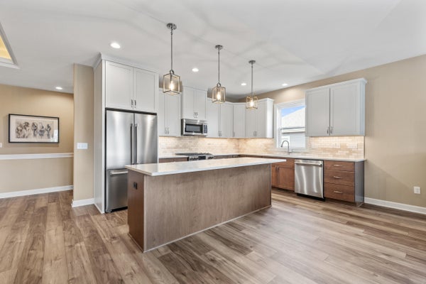 1518 WESTON RIDGE RD, OCONOMOWOC, WI 53066 - Image a24944895ddb8eaa47a470203d8f9bfa/4064108378