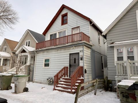 Photo of 1432 S Comstock Ave, Milwaukee, WI 53204 (MLS # 1948231)