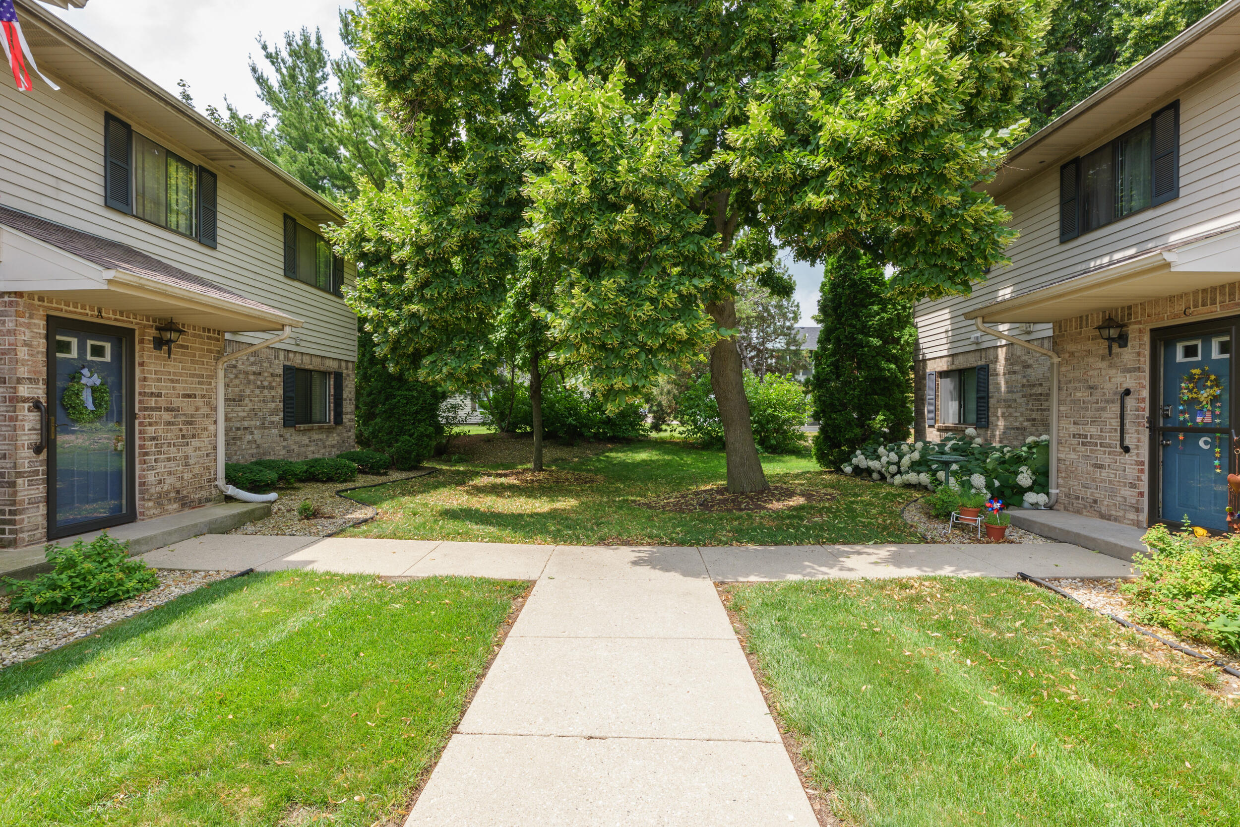 Kenosha, Wisconsin 53142, United States, 2 Bedrooms Bedrooms, ,2 BathroomsBathrooms,Residential,Active,174794