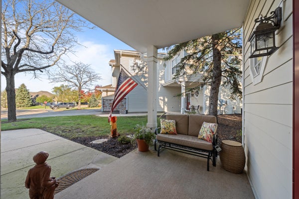 765 HILLVIEW CIR, LAKE GENEVA, WI 53147 - Image a2d2da18e509380c64a2248b24b098d0/786244997