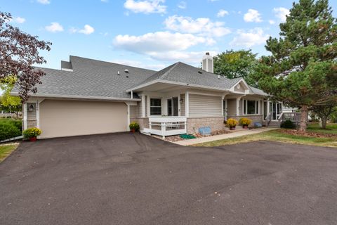 Photo of 14166 W Waters Edge Trl, New Berlin, WI 53151 (MLS # 1934910)