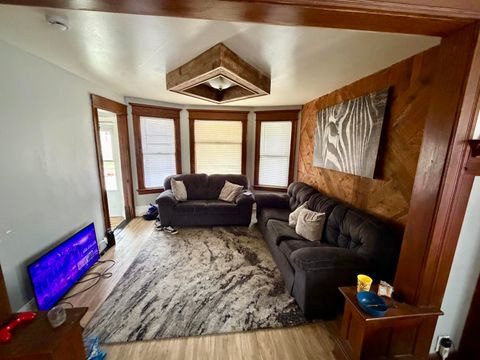 Photo of 2007 N 40th St, Milwaukee, WI 53208 (MLS # 1966229)