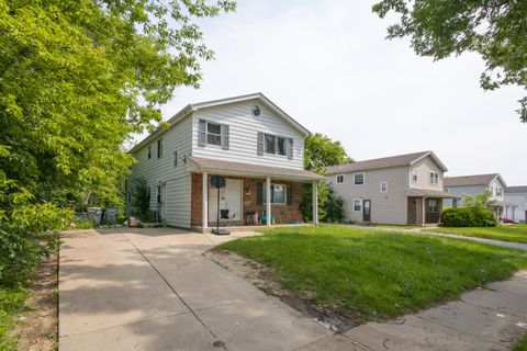 Photo of 4614 W Mill Rd, Milwaukee, WI 53218 (MLS # 1950535)
