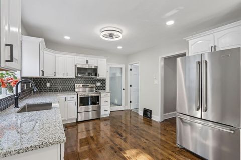 Photo of 1537 S 56th St, West Allis, WI 53214 (MLS # 1938219) Photo of 1537 S 56th St, West Allis, WI 53214 (MLS # 1938219)