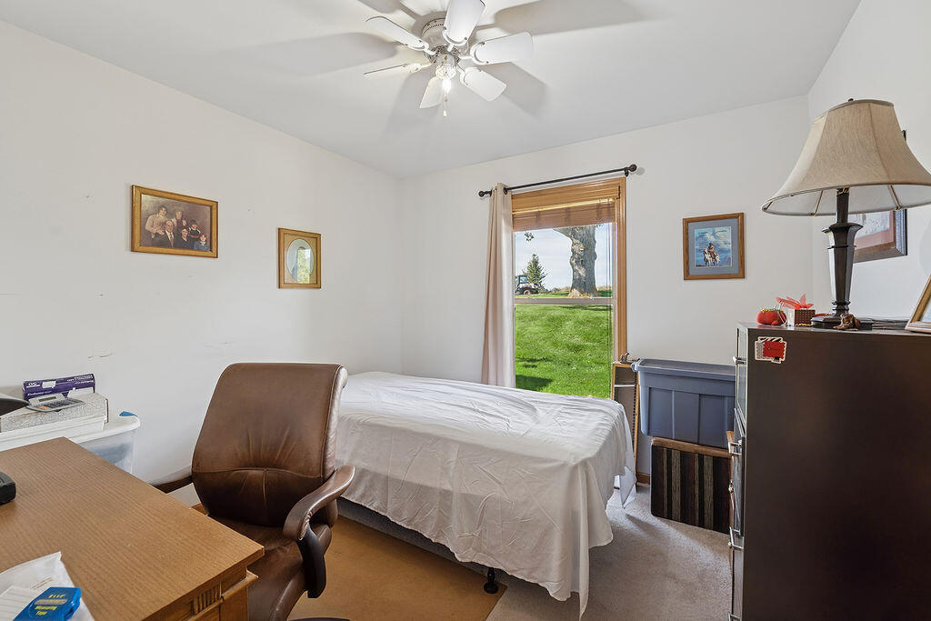 Twin Lakes, Wisconsin 53181, United States, 3 Bedrooms Bedrooms, ,2 BathroomsBathrooms,Residential,Active,227661