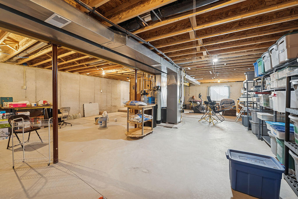 Twin Lakes, Wisconsin 53181, United States, 3 Bedrooms Bedrooms, ,2 BathroomsBathrooms,Residential,Active,227661