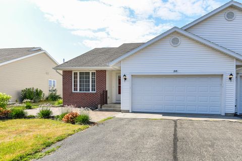 Photo of 215 Westward Dr, Elkhorn, WI 53121 (MLS # 1973160)