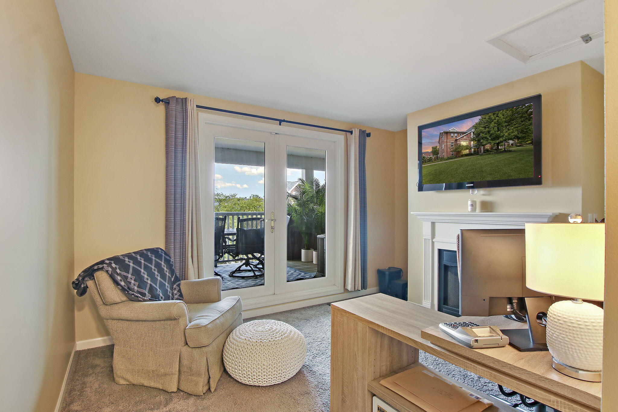 Kenosha, Wisconsin 53140, United States, 2 Bedrooms Bedrooms, ,3 BathroomsBathrooms,Residential,Active,155079