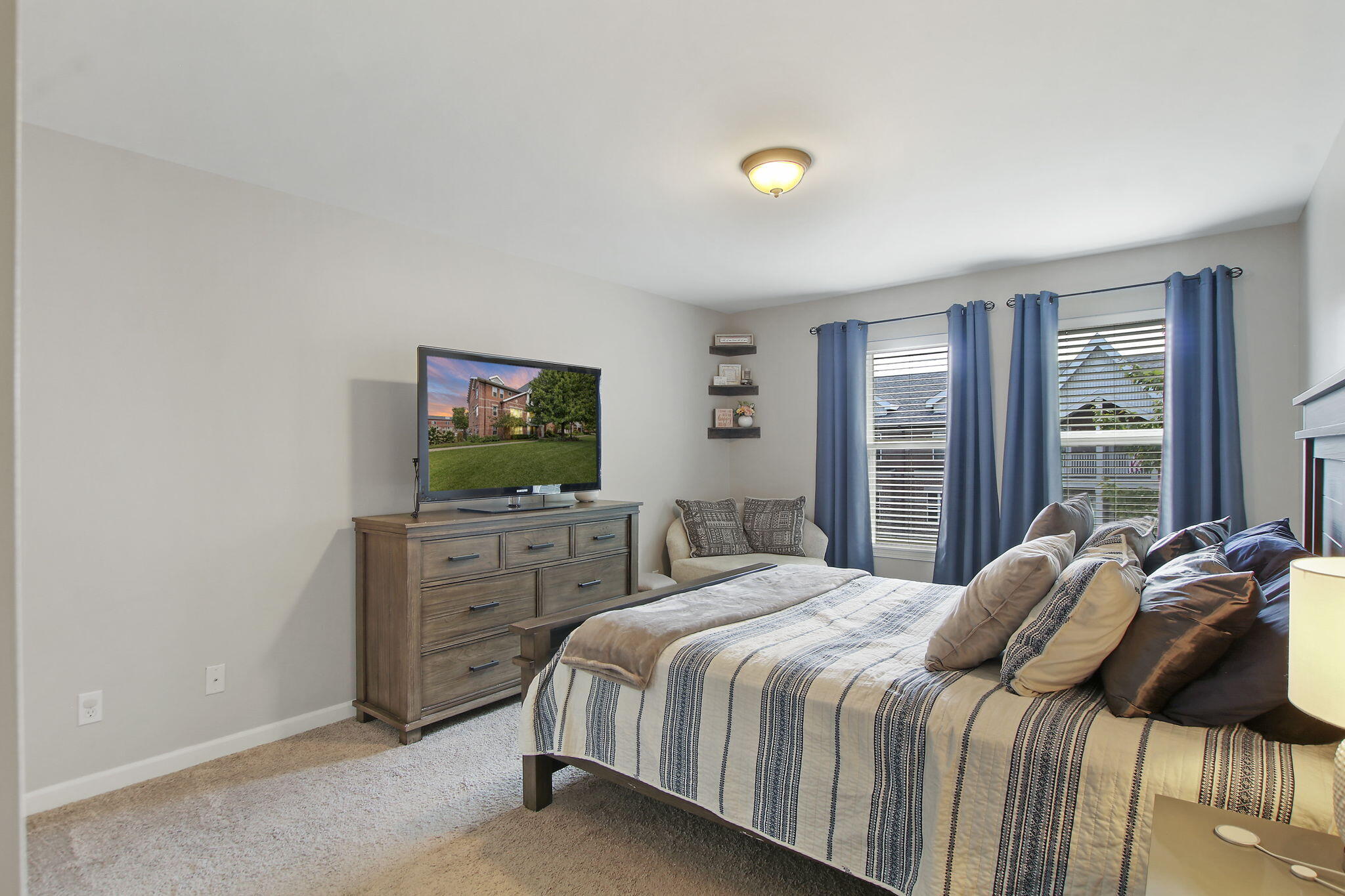 Kenosha, Wisconsin 53140, United States, 2 Bedrooms Bedrooms, ,3 BathroomsBathrooms,Residential,Active,155079