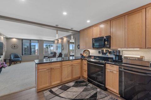 Photo of 929 N Astor St, Milwaukee, WI 53202 (MLS # 1923634)