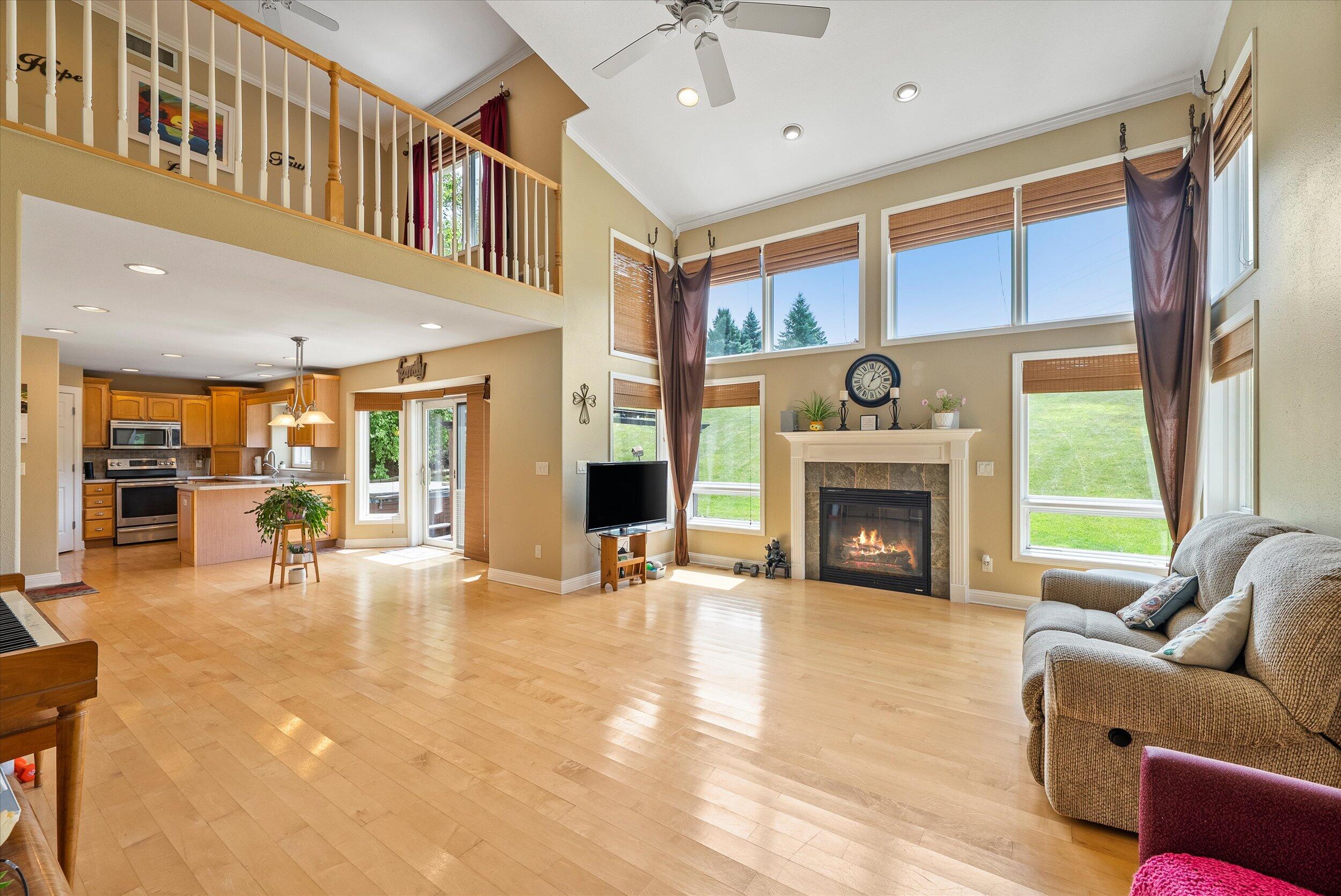 N15W29972 Brookstone Cir