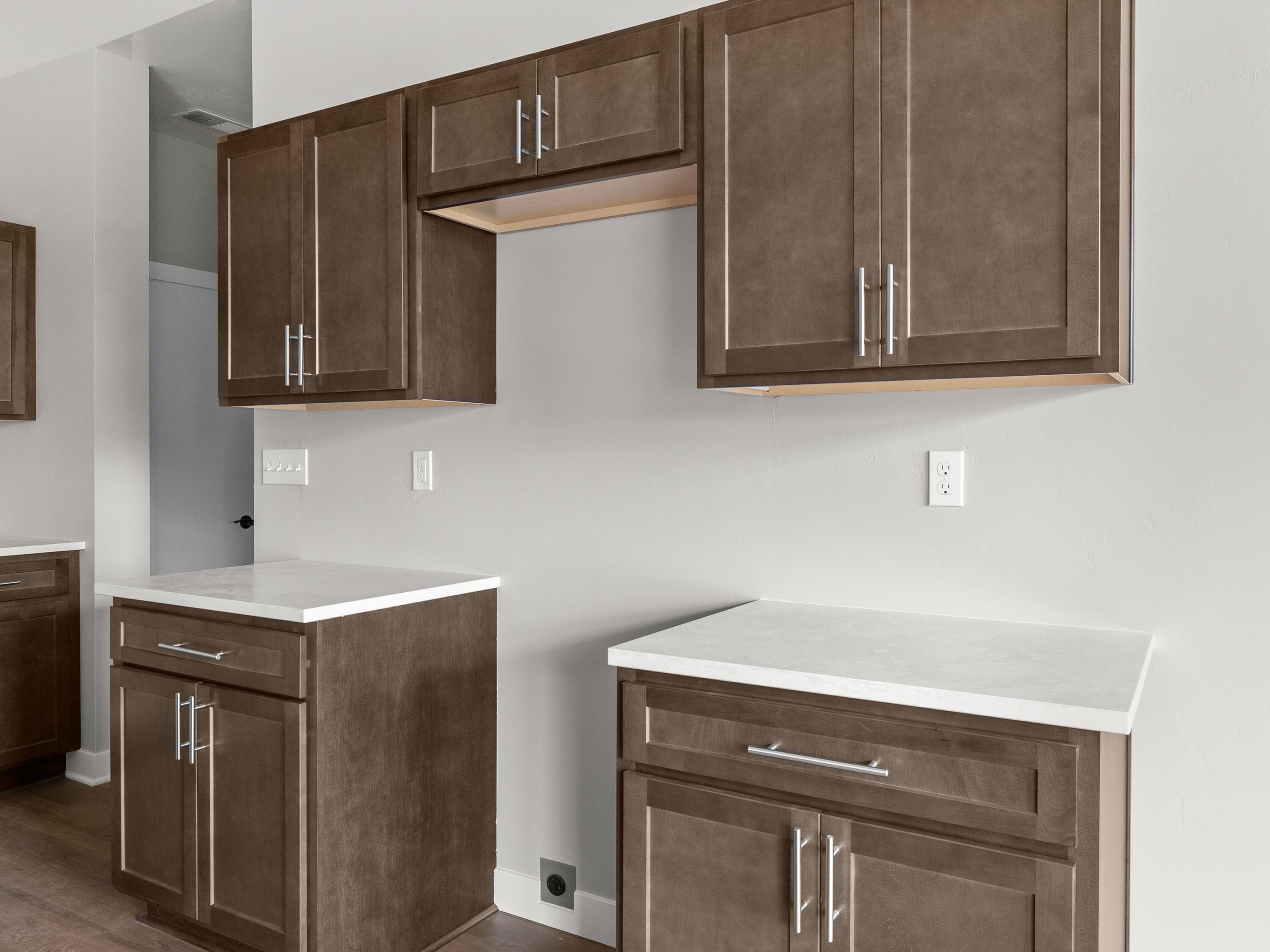 Manitowoc, Wisconsin 54220, United States, 3 Bedrooms Bedrooms, ,2 BathroomsBathrooms,Residential,Active,185041