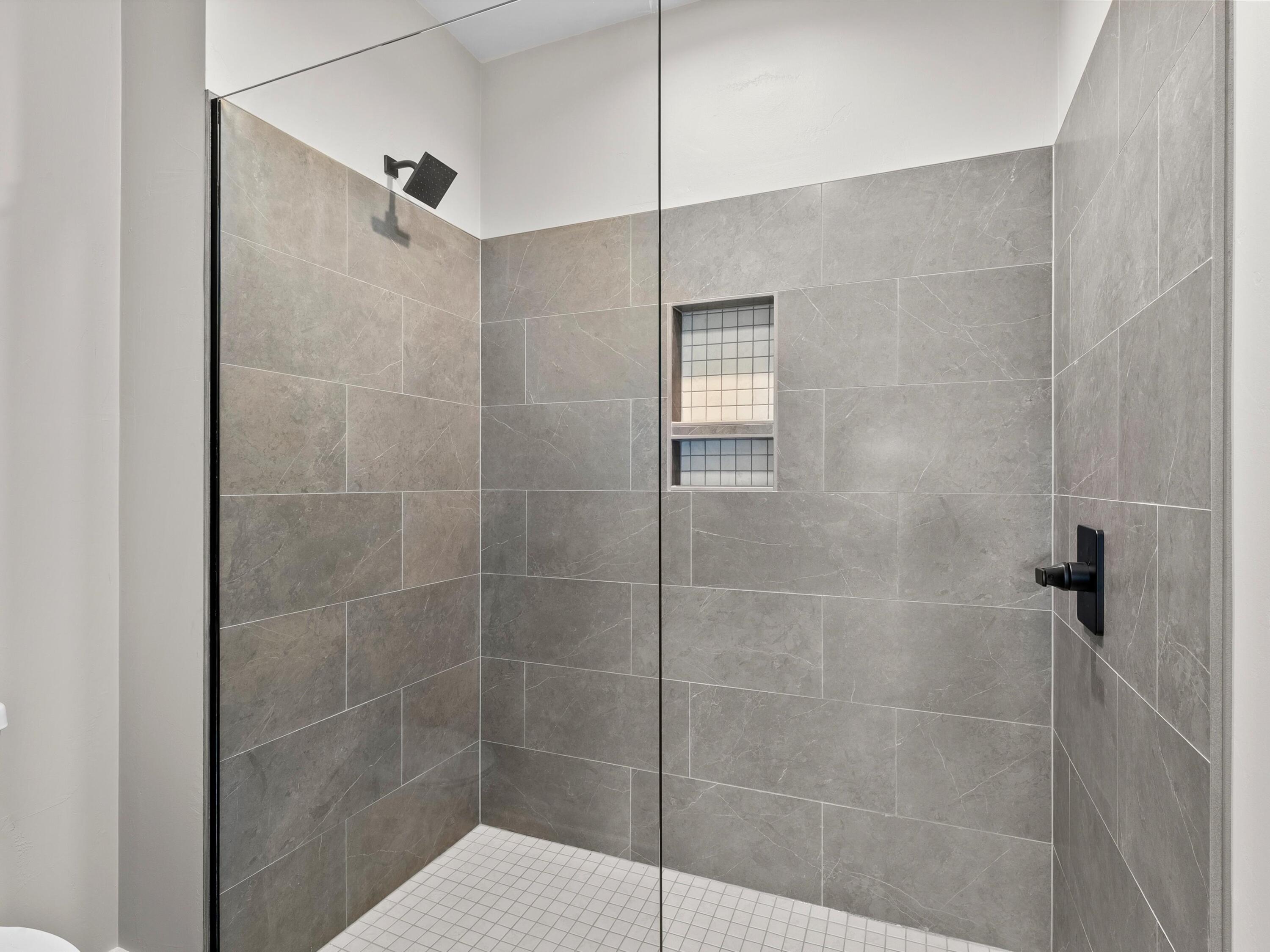 Manitowoc, Wisconsin 54220, United States, 3 Bedrooms Bedrooms, ,2 BathroomsBathrooms,Residential,Active,185041