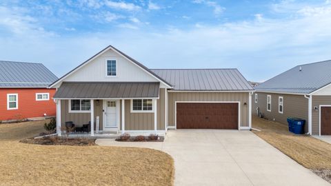 Photo of 1865 Farm View Dr, Port Washington, WI 53024 (MLS # 1910191)