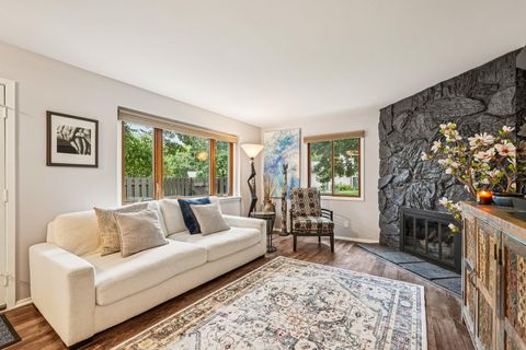 Photo of N76W14595 North Point Ct, Menomonee Falls, WI 53051 (MLS # 1940559)