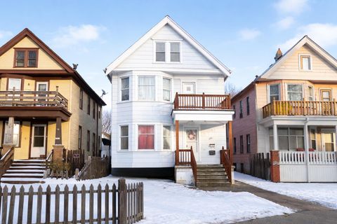 Photo of 1926 S 20th St, Milwaukee, WI 53204 (MLS # 1948195)