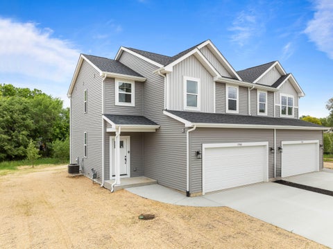 Photo of 1567 Meadowview Ct, Whitewater, WI 53190 (MLS # 1979582)