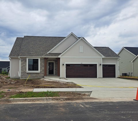 Photo of 1267 Wild Rye Ln, Oconomowoc, WI 53066 (MLS # 1978389)