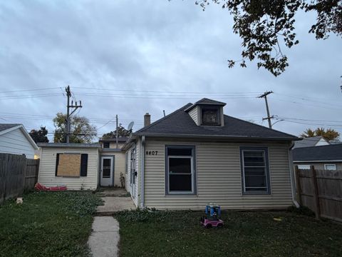 Photo of 4407 N 62nd St, Milwaukee, WI 53216 (MLS # 1940290) Photo of 4407 N 62nd St, Milwaukee, WI 53216 (MLS # 1940290)