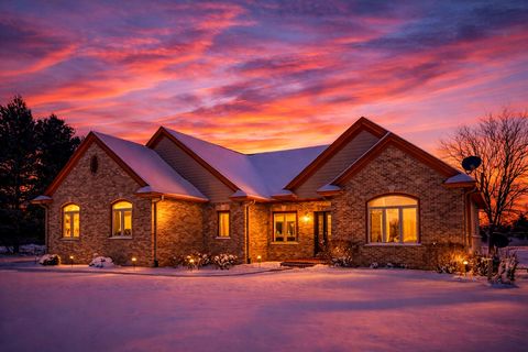 Photo of 7135 Mullaney Ct, Erin, WI 53027 (MLS # 1947904)