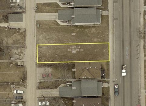 Photo of 2523 N 35th St, Milwaukee, WI 53210 (MLS # 1963157)