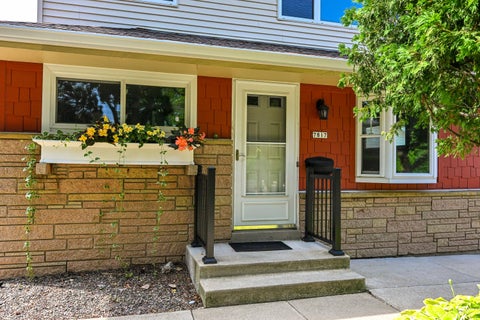 Photo of 7817 W Mt. Vernon Ave, Milwaukee, WI 53213 (MLS # 1980423)
