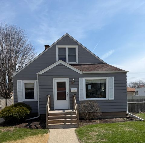 Photo of 7331 43rd Ave, Kenosha, WI 53142 (MLS # 1957196)