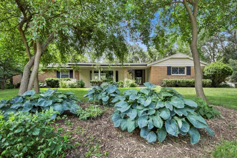 Photo of 14965 W North Ave, Brookfield, WI 53005 (MLS # 1969249)