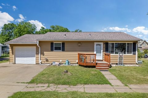 Photo of 107 S 6th St, Black River Falls, WI 54615 (MLS # 1965599)