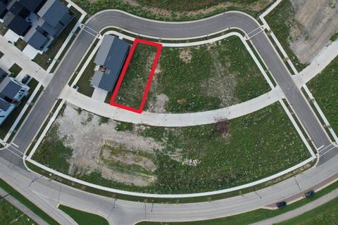 Photo of 9453 S Cypress Pl, Oak Creek, WI 53154 (MLS # 1953744)