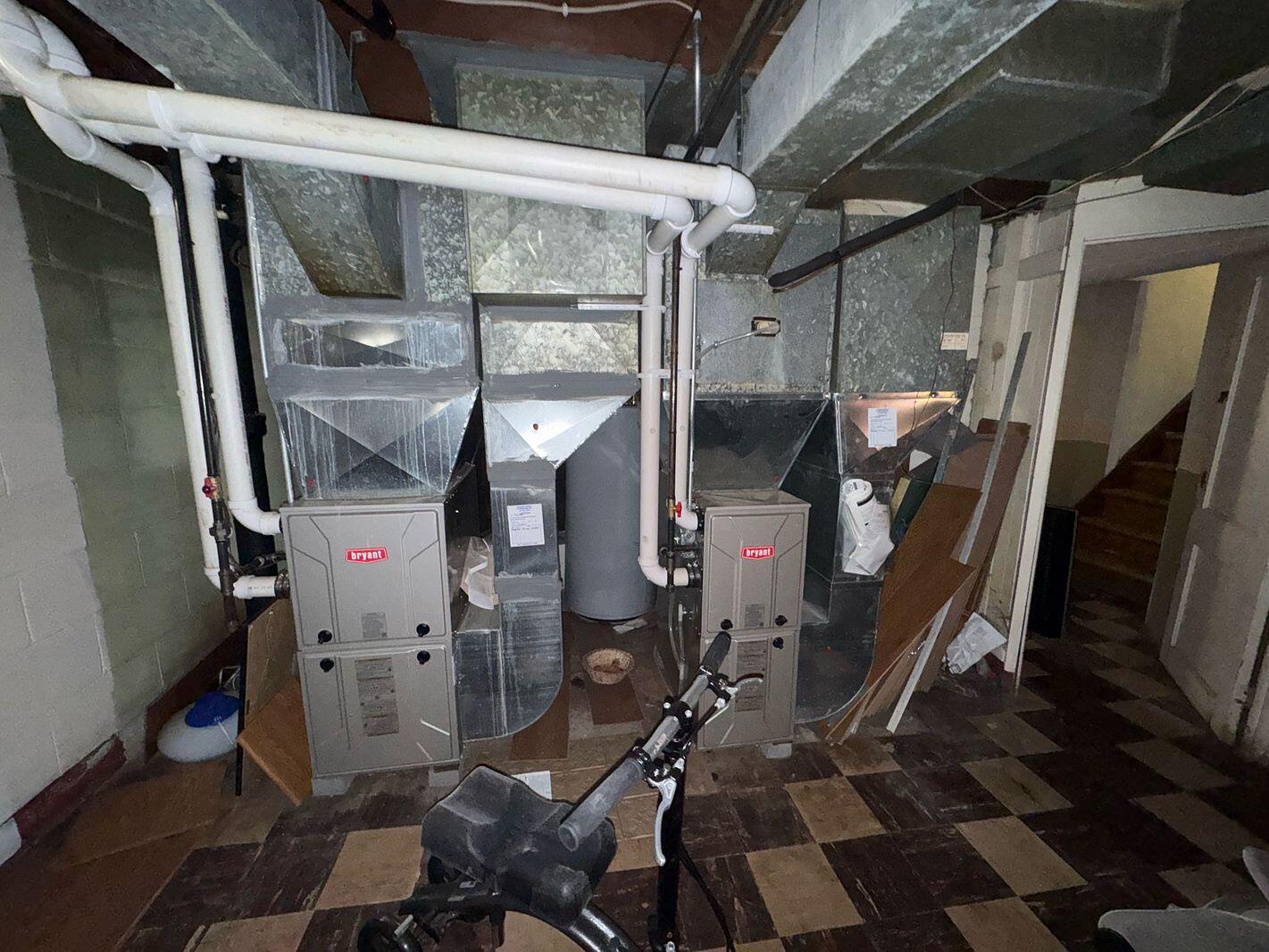 Milwaukee, Wisconsin 53216, United States, 4 Bedrooms Bedrooms, ,2 BathroomsBathrooms,Residential,Pending,112286