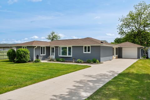 Photo of 2552 Bainbridge St, Campbell, WI 54603 (MLS # 1963787)