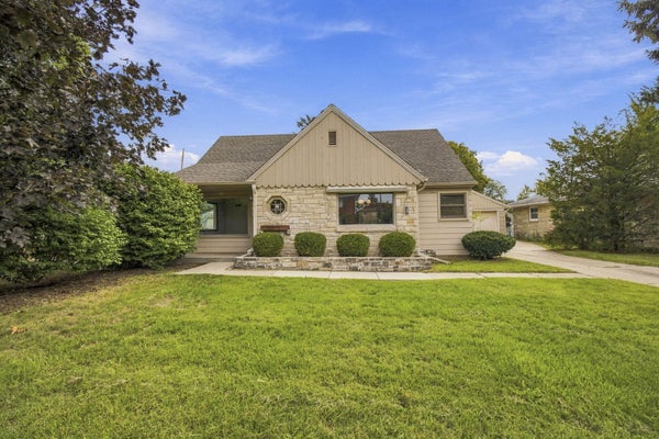 5544 N 26TH ST, GLENDALE, WI 53209 - Image a5cc538047a5cba989d44ef5a3635018/3695861069