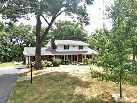 Photo of W159 Bartlain Dr, Ixonia, WI 53036 (MLS # 1973078)