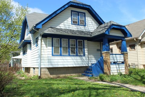 Photo of 4831 N 70th St, Milwaukee, WI 53218 (MLS # 1960034)