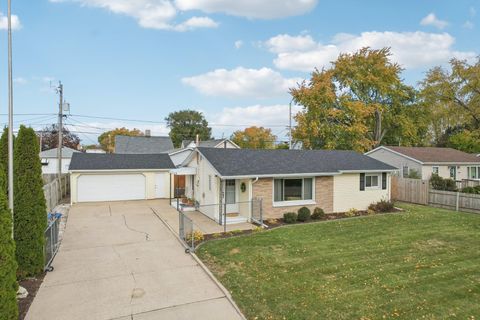 Photo of 1528 Enos Ave, Mount Pleasant, WI 53403 (MLS # 1941983)