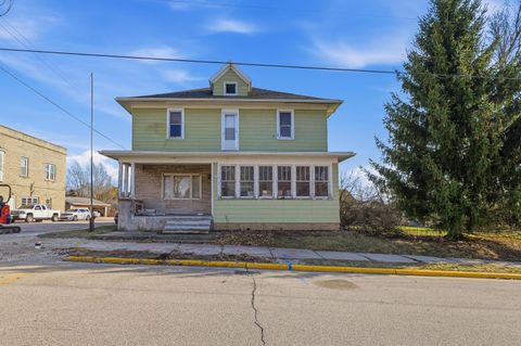 Photo of 803 Main St, Lomira, WI 53048 (MLS # 1957185)