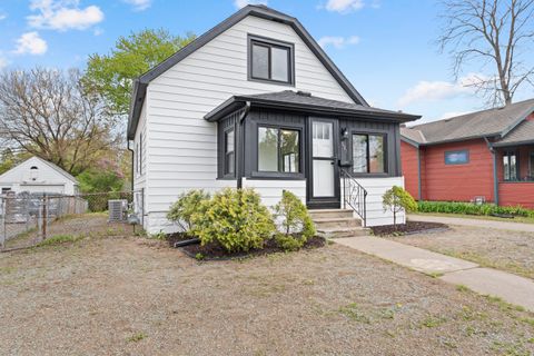 Photo of 921 Perkins Ave, Waukesha, WI 53186 (MLS # 1961397)