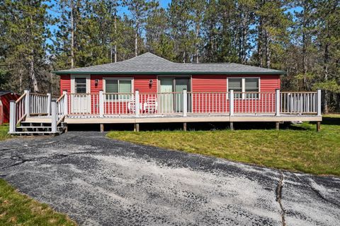 Photo of N6726 S 5th St, Stephenson, WI 54114 (MLS # 1962707)