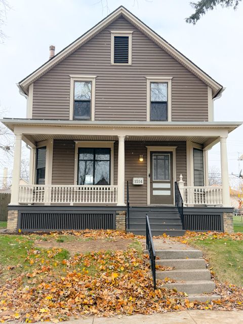 Photo of 1514 Carlisle Ave, Racine, WI 53404 (MLS # 1944045)