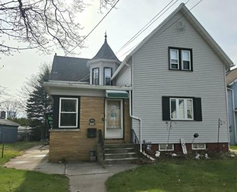 Photo of 1420 Hawthorne Ave, Two Rivers, WI 54241 (MLS # 1962654)